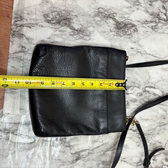 Michael Kors Crossbody Bag black leather gold logo Classic purse - Picture 6 of 7